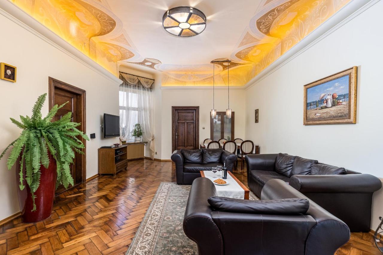 Best Location To Explore Krakow Spacious 105M2 المظهر الخارجي الصورة