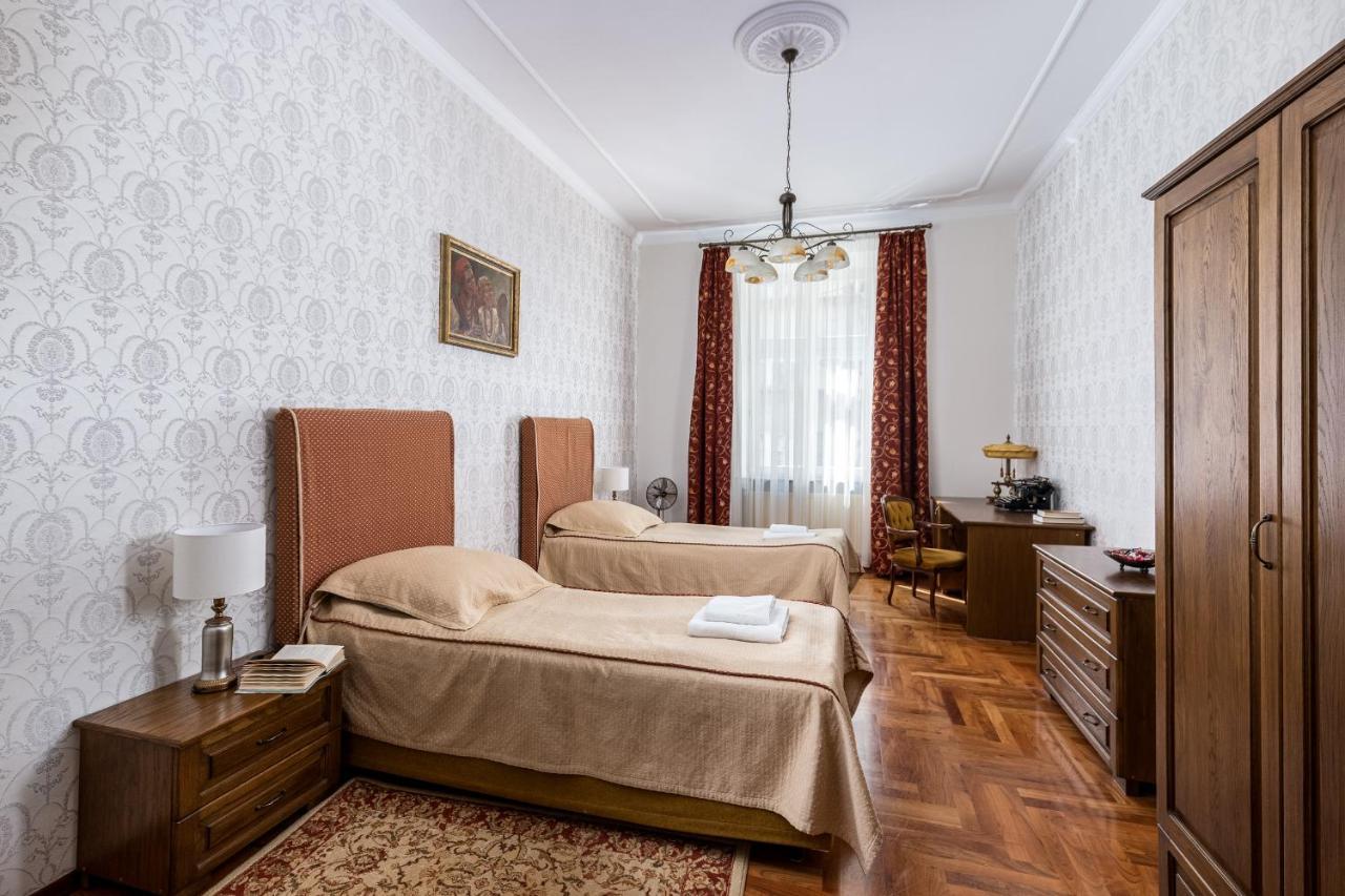 Best Location To Explore Krakow Spacious 105M2 المظهر الخارجي الصورة