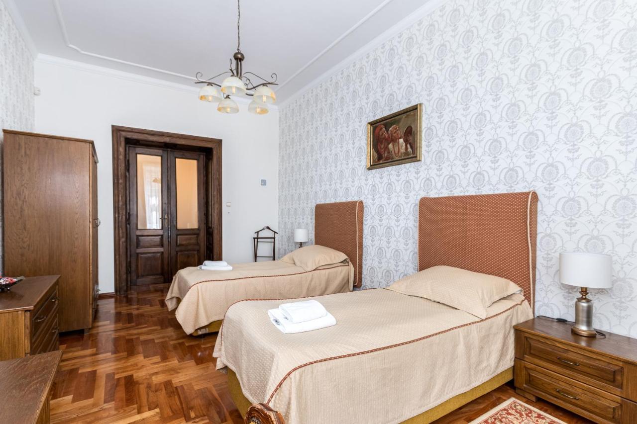 Best Location To Explore Krakow Spacious 105M2 المظهر الخارجي الصورة